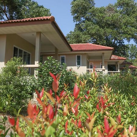 Baansukjai Bungalows Ranong Luaran gambar