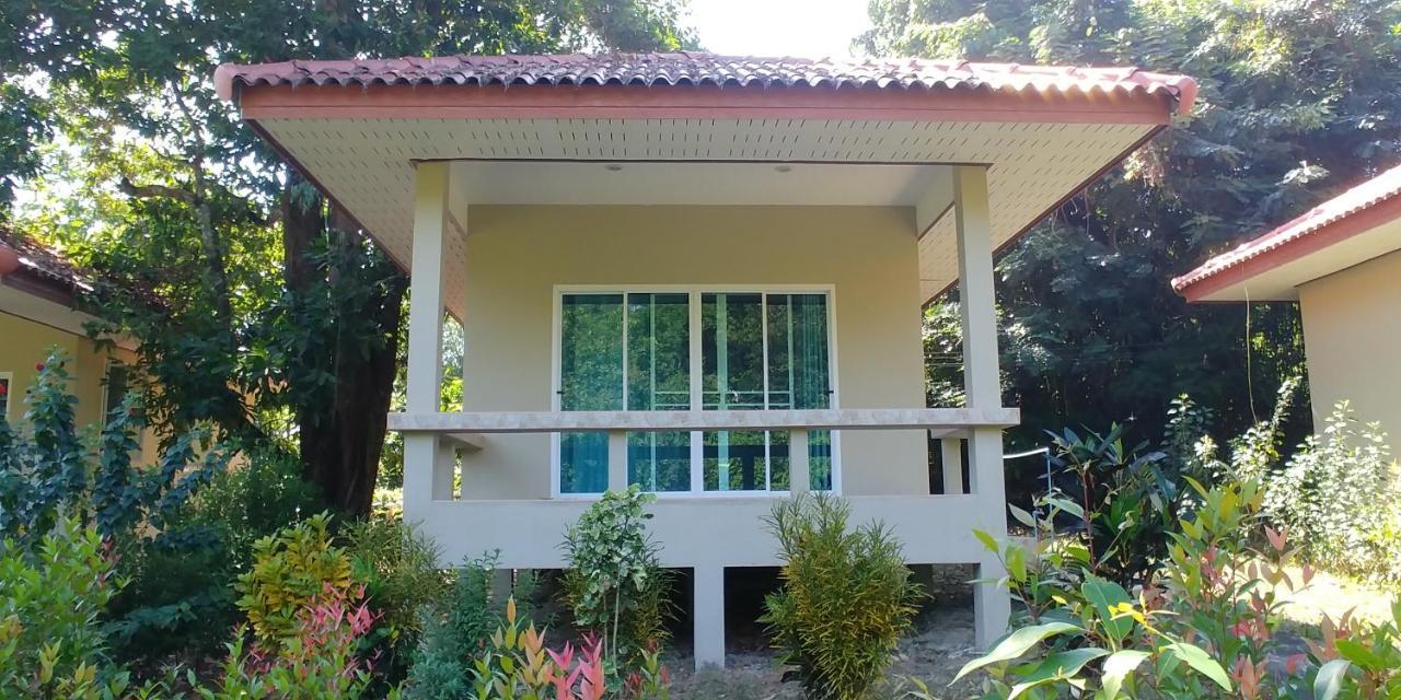 Baansukjai Bungalows Ranong Luaran gambar
