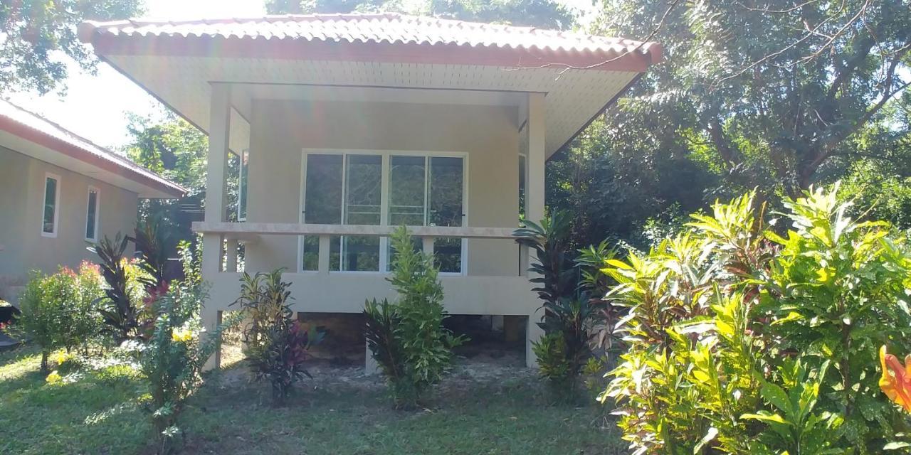 Baansukjai Bungalows Ranong Luaran gambar